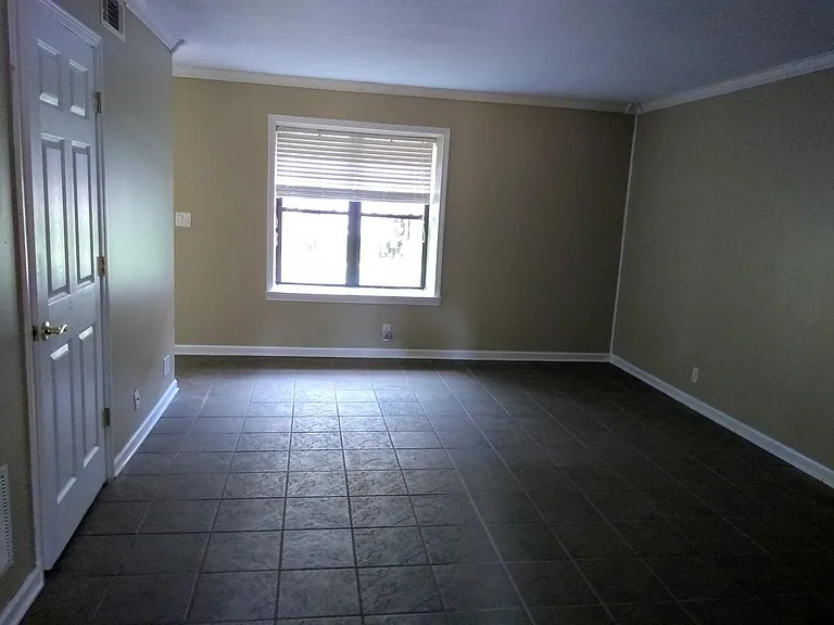 6621 Poplar Woods Cir S — Photo 3