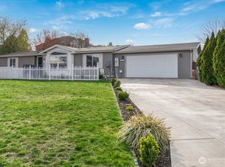 1630 Cactus Loop, Richland, WA