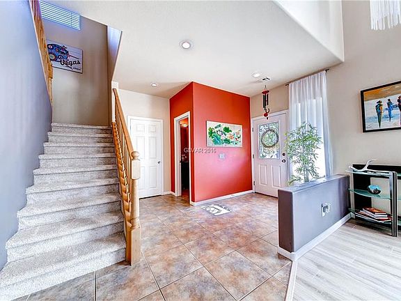 3rd image of 10660 Isola Bella St