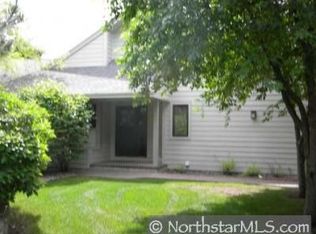8433 Rice Lake Rd N, Maple Grove, MN 55369