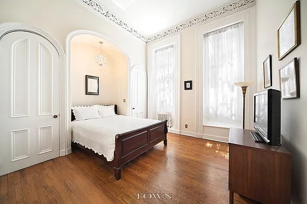 Sold by Town Residential | media 6