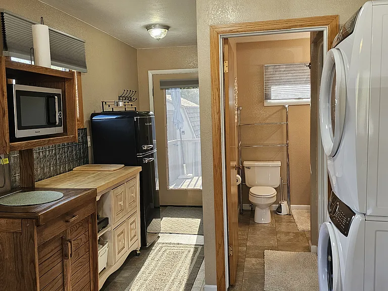 2212 Cherry Dr #2 — Photo 14
