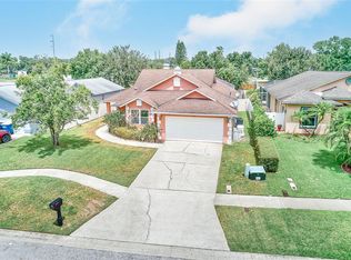 3106 Featherwood Ct, Clearwater, FL 33759