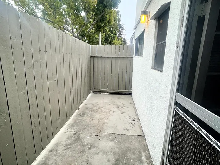 2535 Kansas Ave — Photo 23