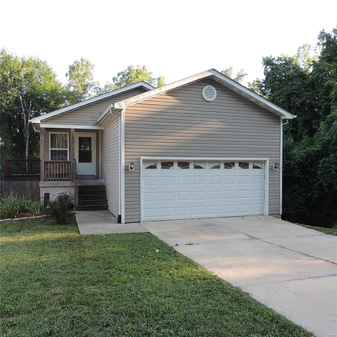 1498 Meramec Ave photo 1