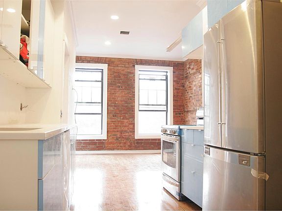 5th image of 508 Lafayette Ave