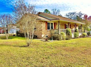 614 Pine Ct, Manning, SC 29102