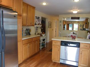 121 Carroll Ave, Newport, RI 02840