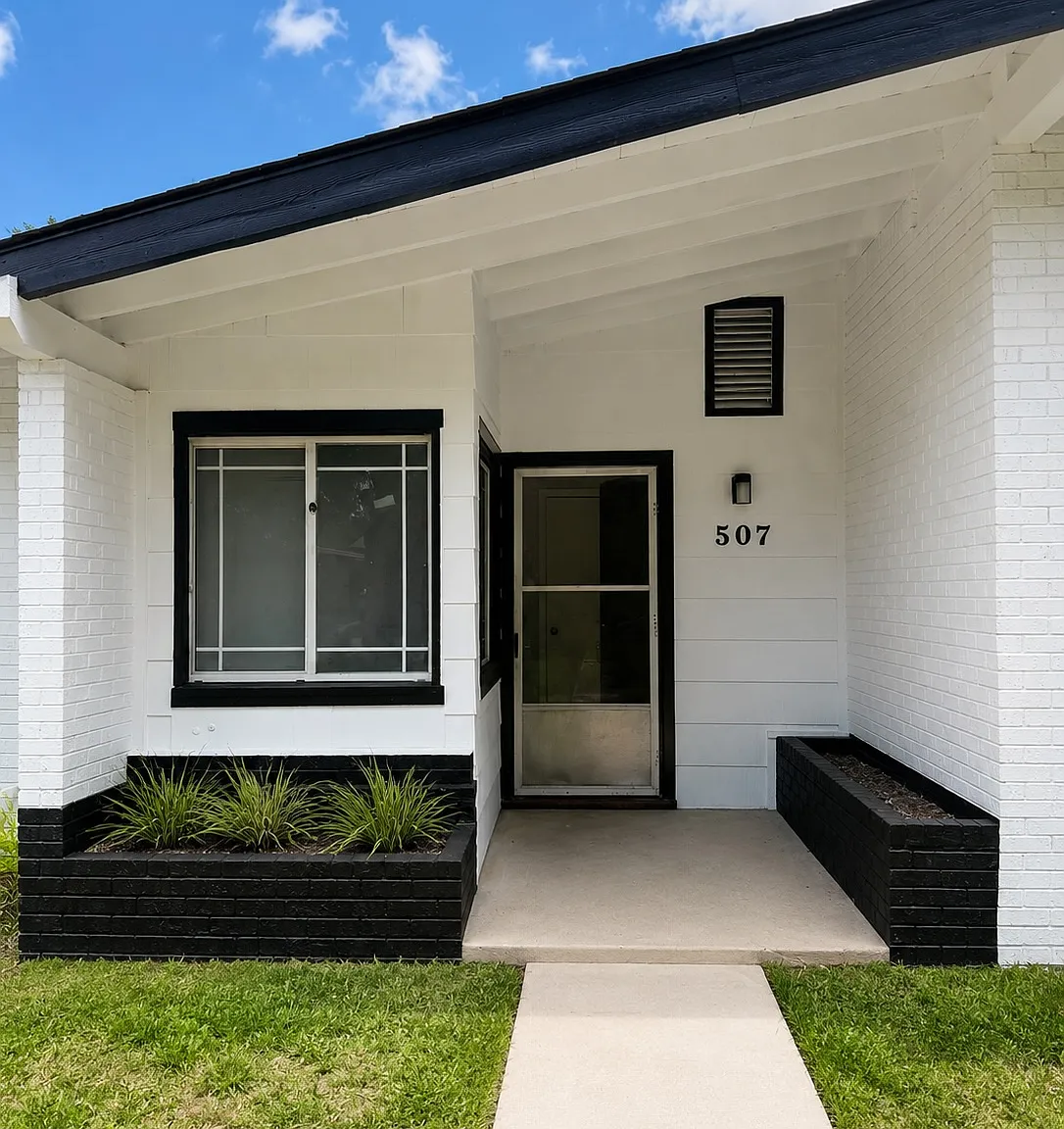 5 bed, 1307 sqft, $1,800 — Photo 3