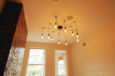 Rented by aptsandlofts.com