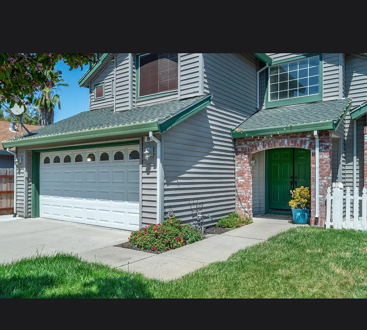 4 bed, 2.5 bath, 1773 sqft, $2,900 — Photo 1