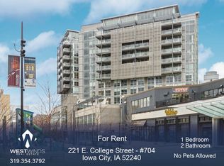 221 E College St APT 704, Iowa City, IA 52240