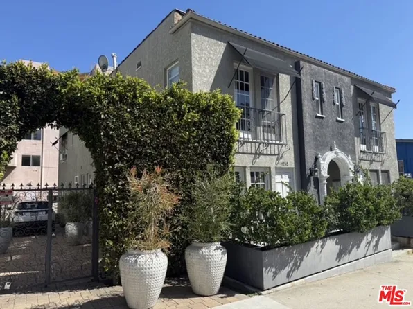 1750 N La Brea Ave, Los Angeles, CA 90046