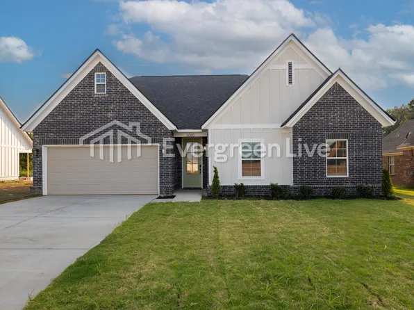 4322 McSwain Dr, Horn Lake, MS 38637