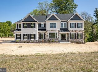 1051 E Glenhall Rd, Kennett Square, PA 19348