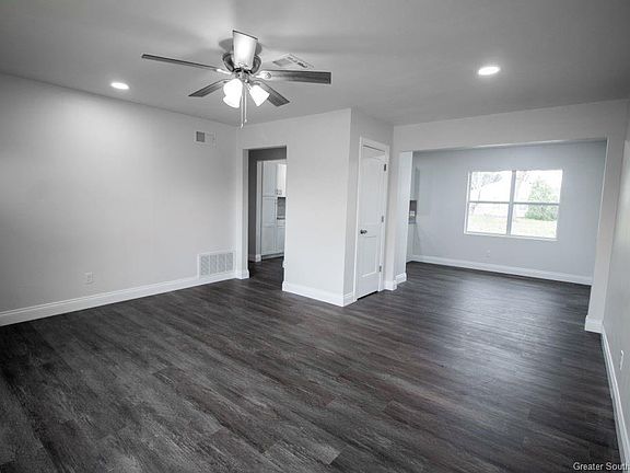 3rd image of 3022 Louisiana Ave