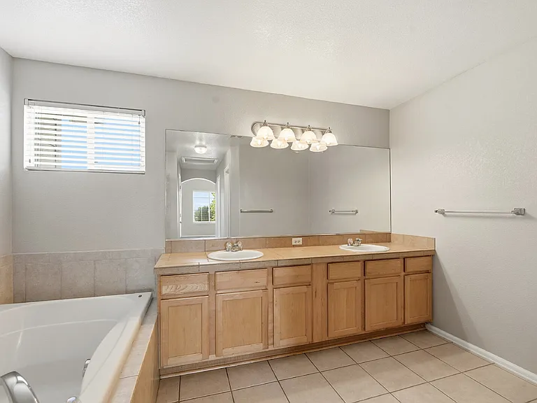 16664 E Prairie Wind Ave — Photo 18