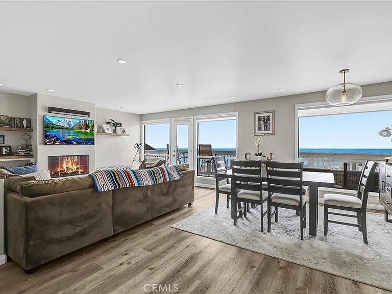 2740 Highland Way — Photo 1