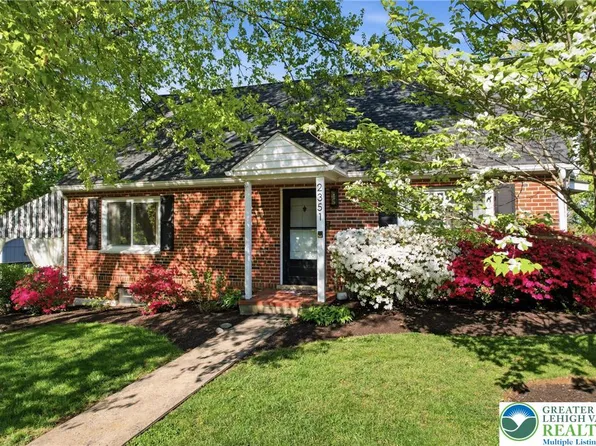 2351 W Greenleaf St, Allentown, PA 18104