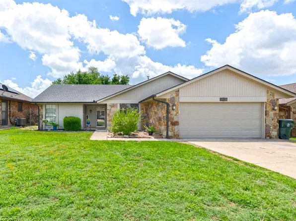 10520 Ricky Ln, Midwest City, OK 73130