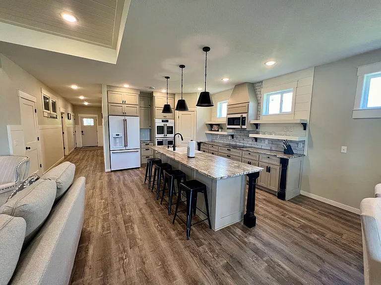 570X Little Walnut Ln — Photo 8