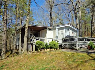 97 Lake Hill Dr, Waverly, TN 37185