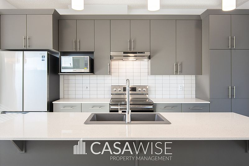 Edmonton Apartment for rent - 3 Bedrooms in Edmonton