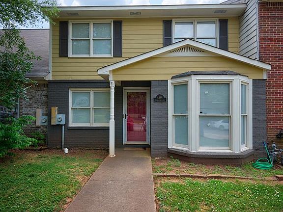 2nd image of 4896 Cheshire Ln