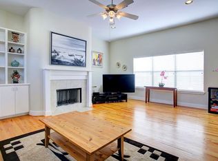 917 W 21st St UNIT F, Houston, TX 77008