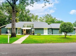 680 Oahu Ct, Diamondhead, MS 39525