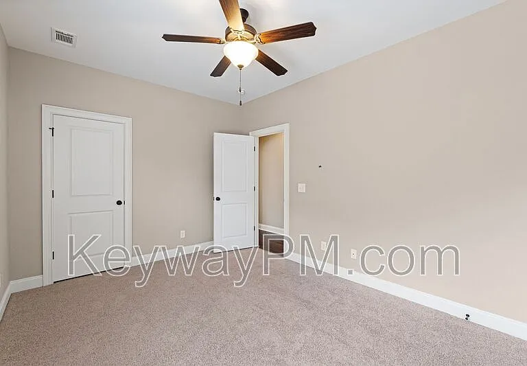 507 Windermere St — Photo 26