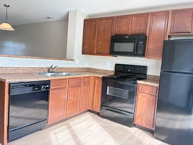7422 Sancus Blvd — Photo 5