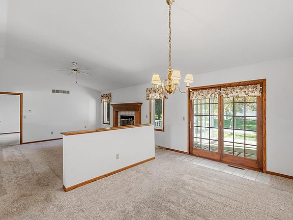 5th image of 100 Deer Ridge DRIVE