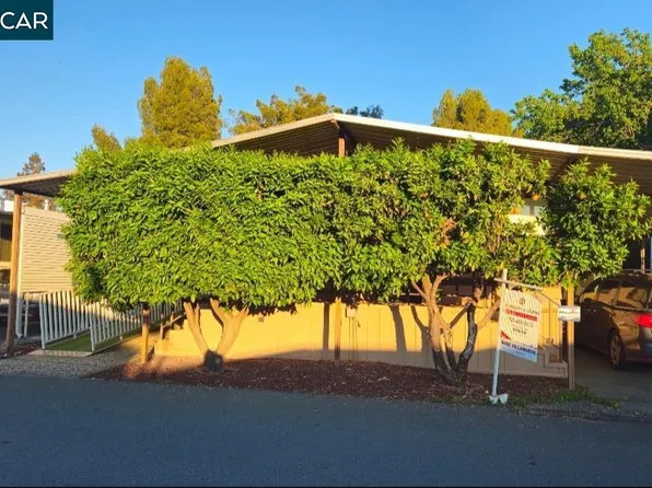 16 Surf Dr, Pittsburg, CA 94565