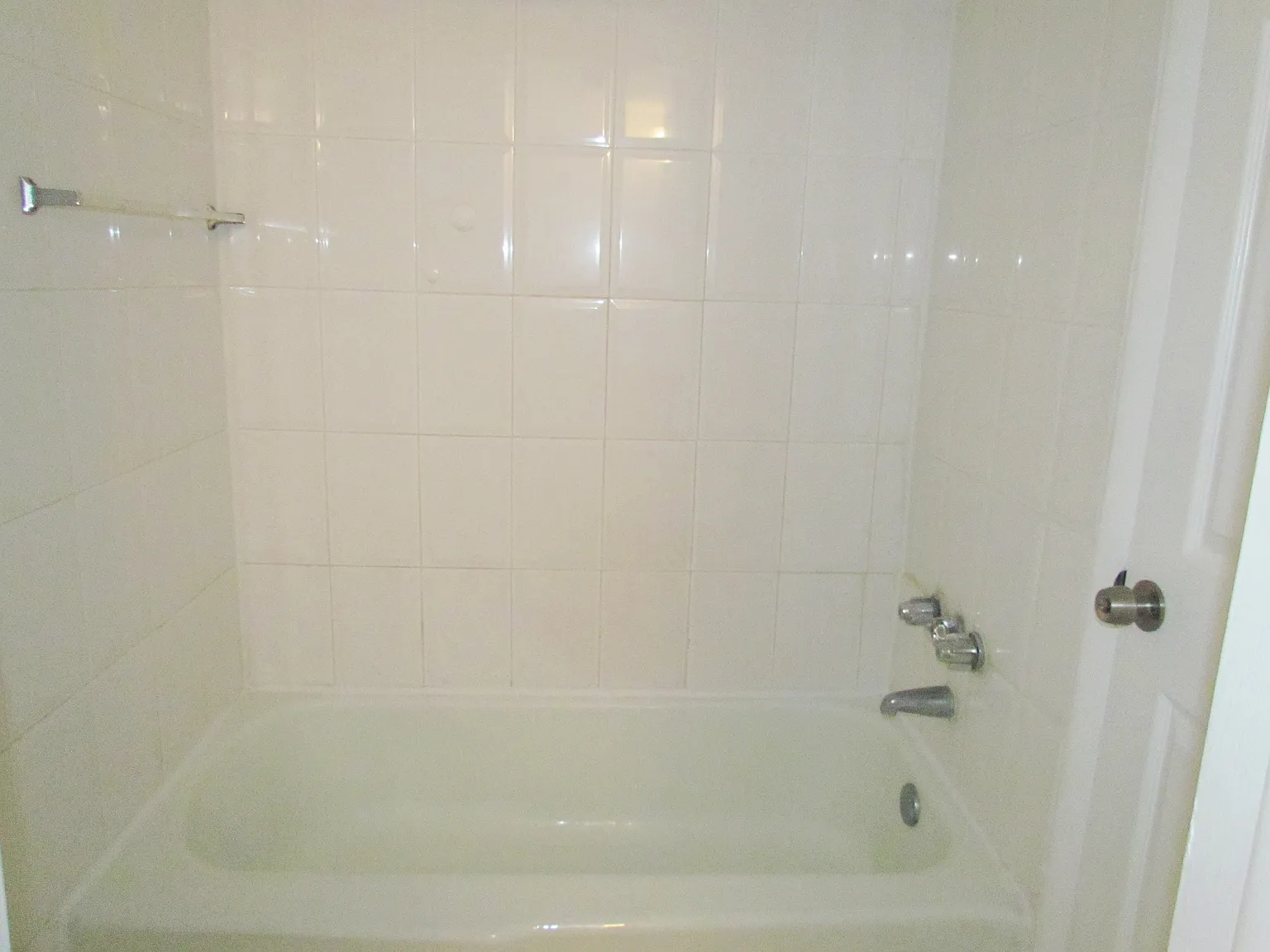 Seawind Lakes I — Photo 4