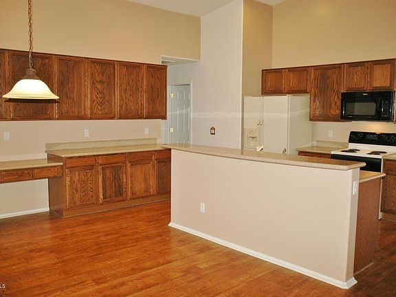 2nd image of 5521 N Castano Dr