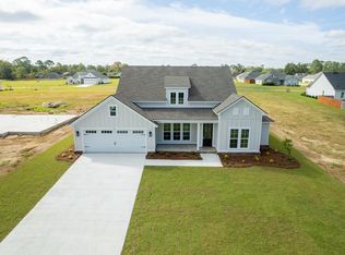 154 Orvis Ln, Hahira, GA 31632