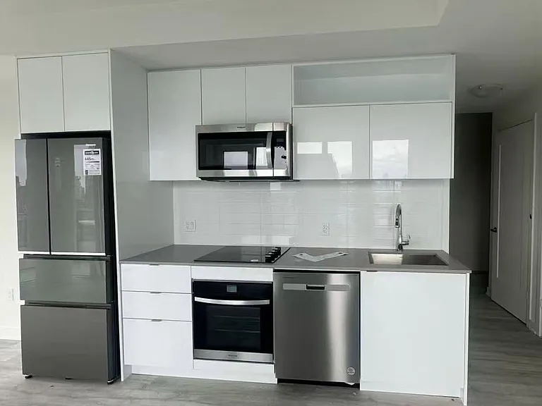 70 Princess St #901 — Photo 1