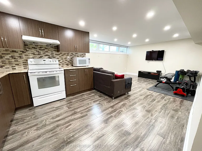 30 Tapley Dr #LOWER LEVEL — Photo 6