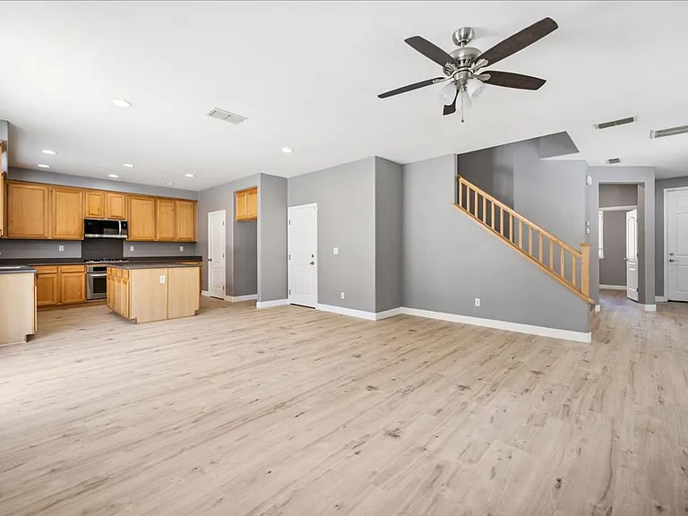 5457 Shennecock Way — Photo 7