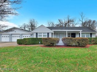 5418 Wintergreen Rd, Louisville, KY 40272