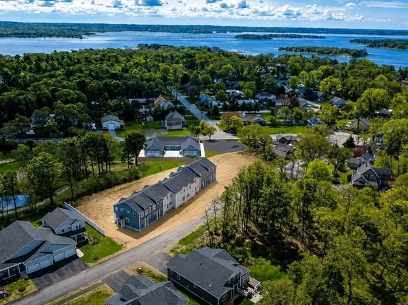 36 Starboard Rd #D, Buzzards Bay, MA 02532