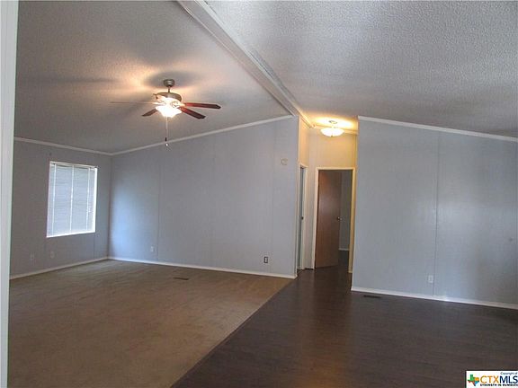 3rd image of 250 Long Creek Dr