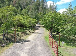 1729 Wren Ridge Dr, Eagle Point, OR 97524