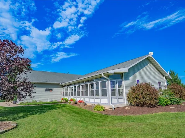 W7902 Westpoint Rd, Monticello, WI 53570