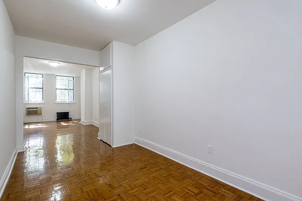 Rented by Compass | media 17