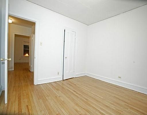 3rd image of 4250 N Kedvale Ave APT 2E