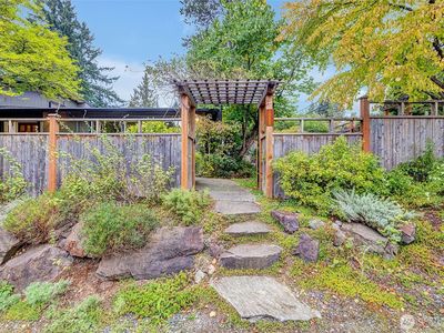 10203 20th Avenue NE, Seattle, WA, 98125