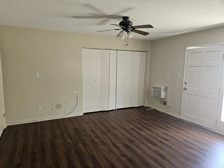 5317 Jackman Rd #15B — Photo 7