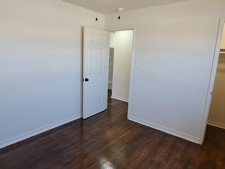 4167 Somerset Dr #6 — Photo 8
